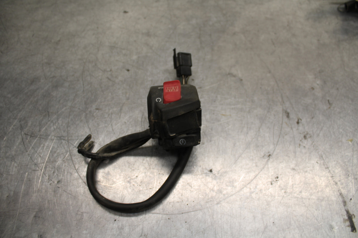 05-06 HONDA CBR600RR RIGHT CLIP ON HANDLE KILL OFF START SWITCH SWITCHES BB739