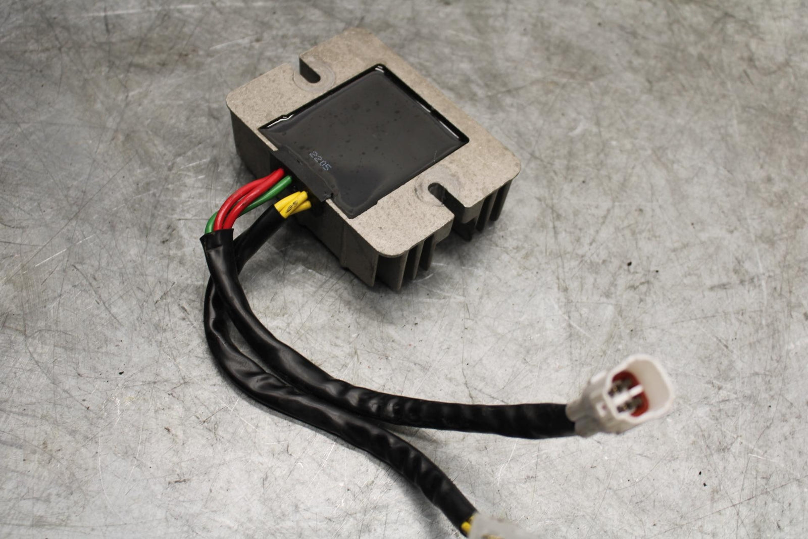 06-07 SUZUKI GSXR750 RECTIFIER VOLTAGE REGULATOR 32800-21H00  BB543