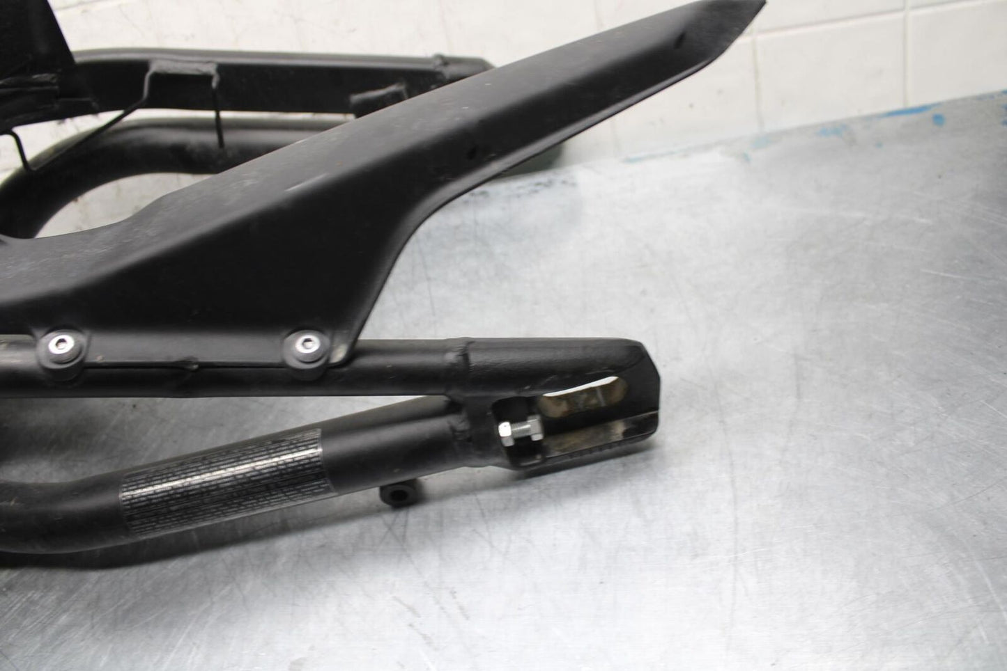 15-17 KAWASAKI EX 650 NINJA  EX 650 ABS SWINGARM BACK SUSPENSION SWING ARM BB494