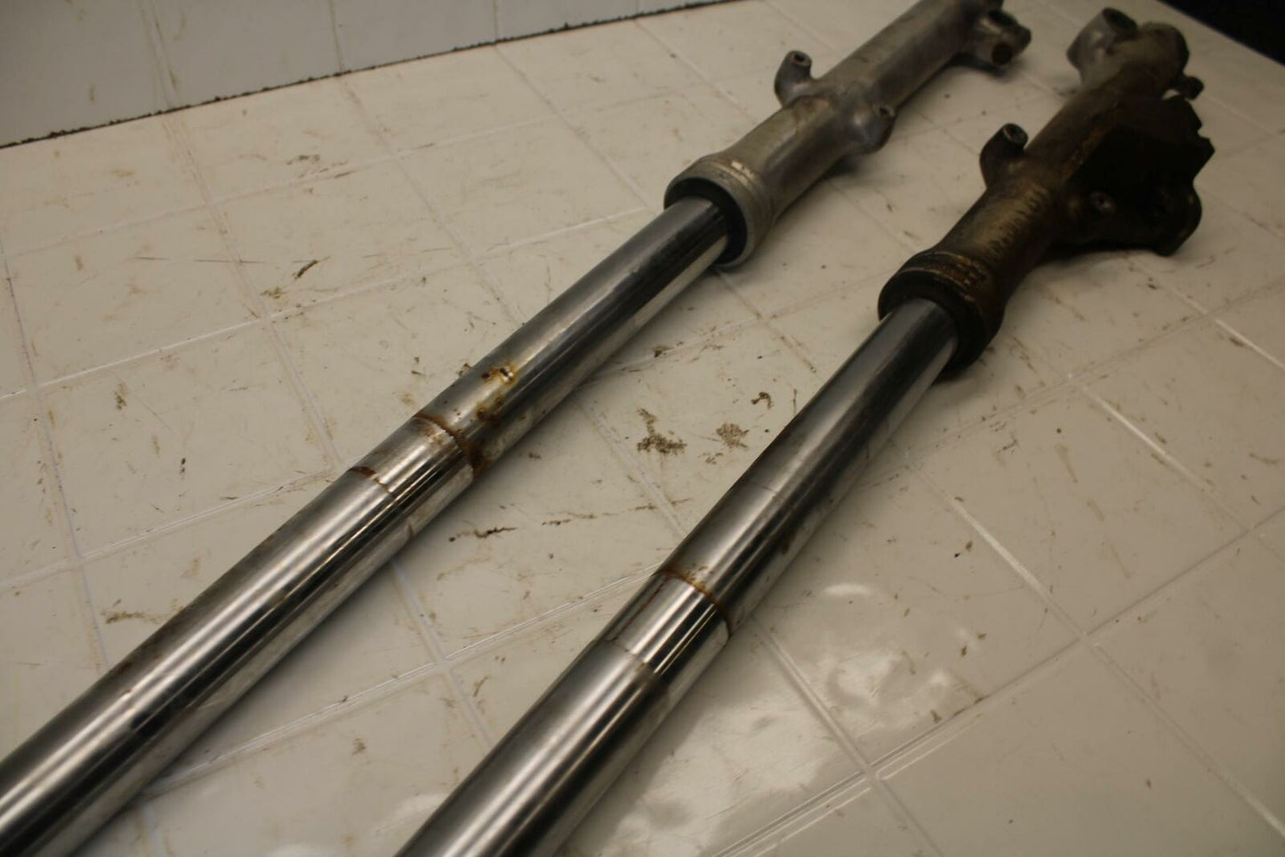 80-83 YAMAHA MAXIM 650 XJ650 FRONT FORKS SHOCK SUSPENSION SET PAIR BB403