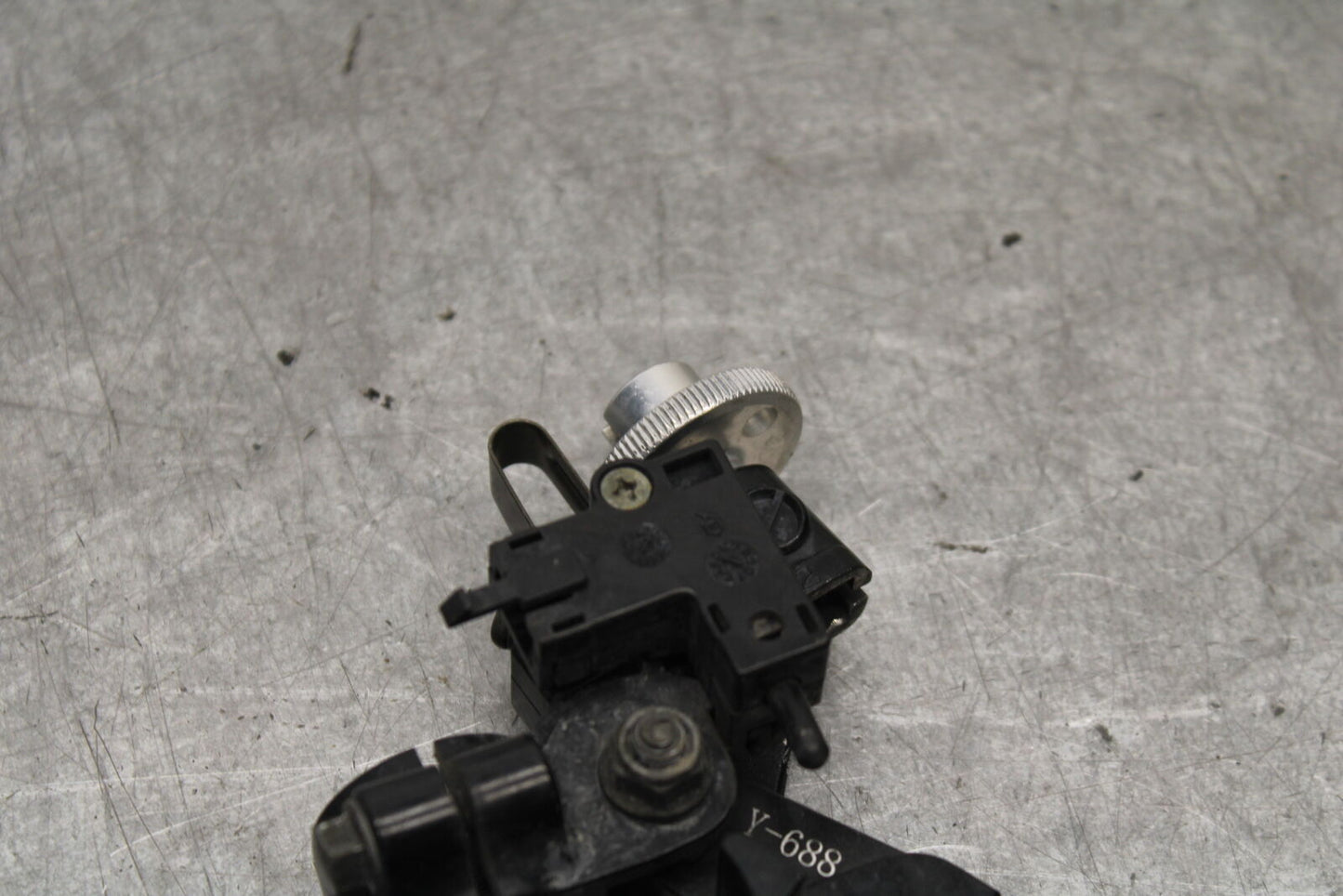 05-06 SUZUKI GSXR1000 CLUTCH PERCH MOUNT WITH LEVER BB663