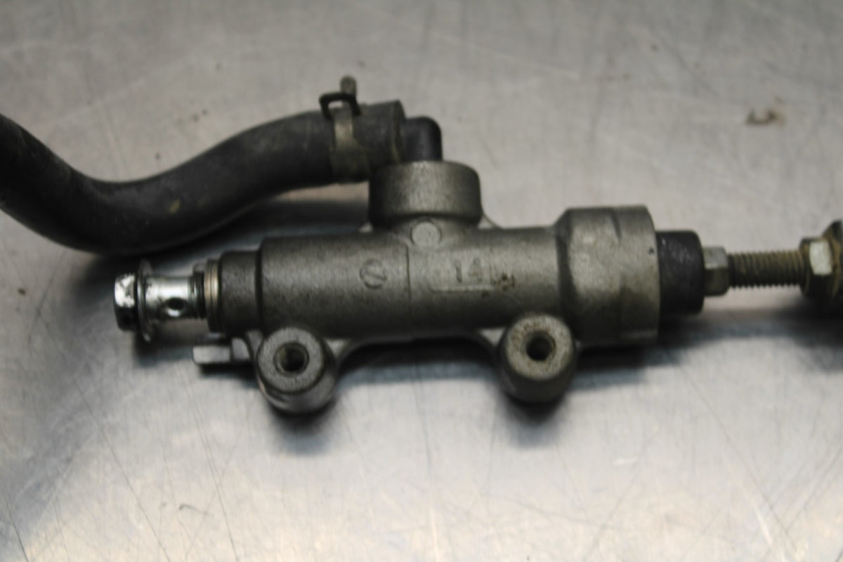 08-09 SUZUKI GSXR750 REAR BACK BRAKE MASTER CYLINDER W RESERVOIR BB854