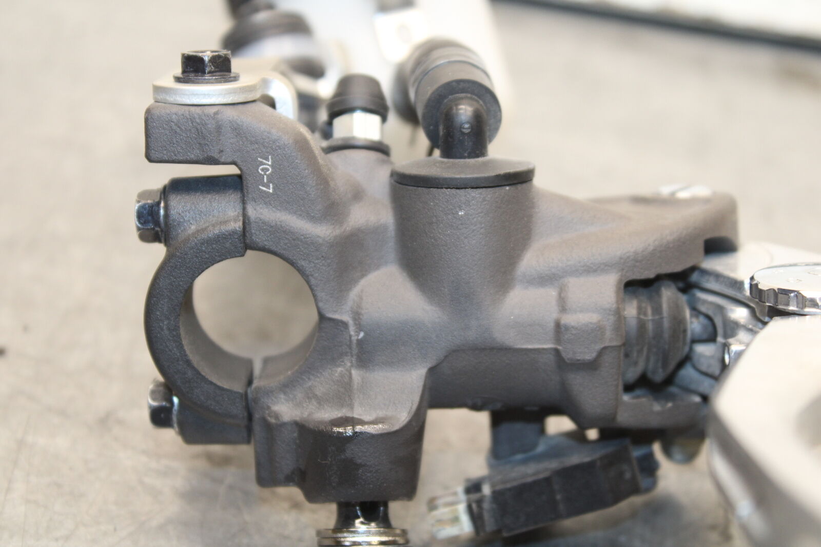17-21 HONDA CBR1000RR SP FRONT BRAKE MASTER CYLINDER w/ LEVER BB681