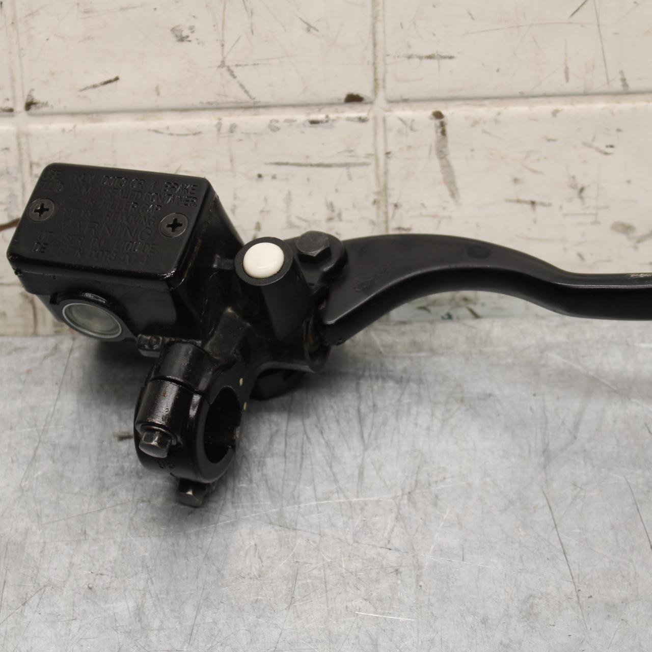 2015 Kawasaki Ninja 300 EX300 FRONT BRAKE MASTER CYLINDER w/ LEVER BB61