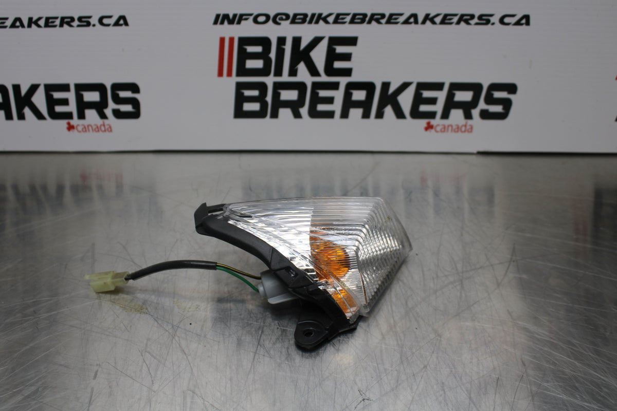 07 KAWASAKI Z1000 RIGHT FRONT TURN SIGNAL LIGHT INDICATOR BB148