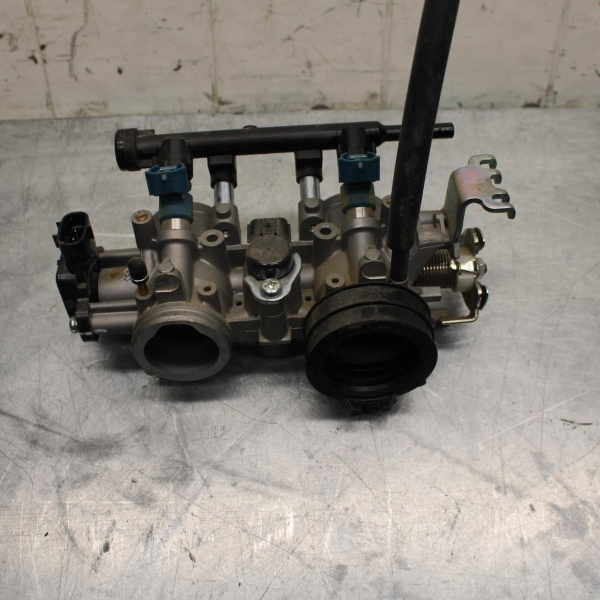 18-20 YAMAHA MT-07  MT-07 ABS MAIN FUEL INJECTORS / THROTTLE BODIES BB454