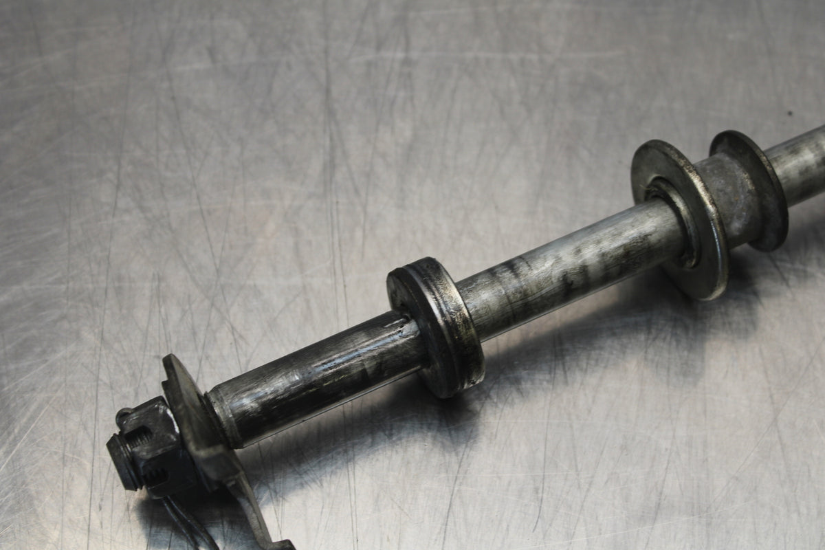 04-09 SUZUKI GS500F REAR AXLE BACK WHEEL RIM PIVOT BOLT AXEL BB165