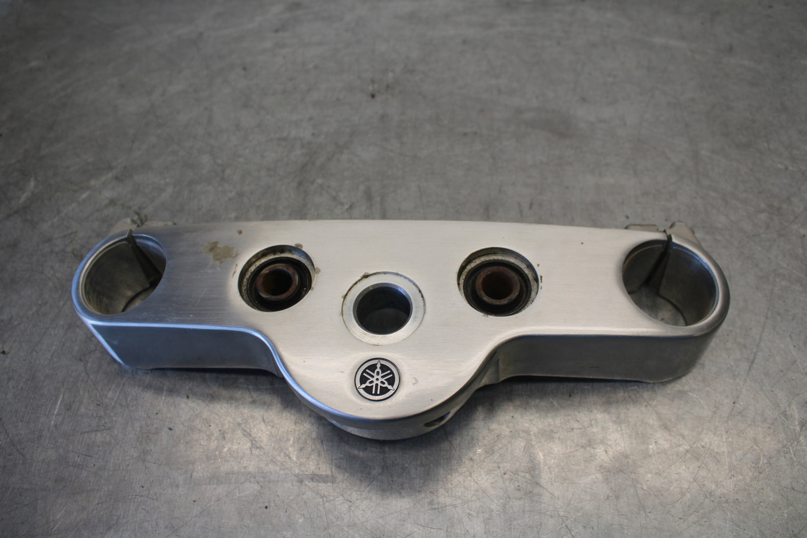 05-06 YAMAHA ROYAL STAR FORKS UPPER TRIPLE TREE CLAMP BB697
