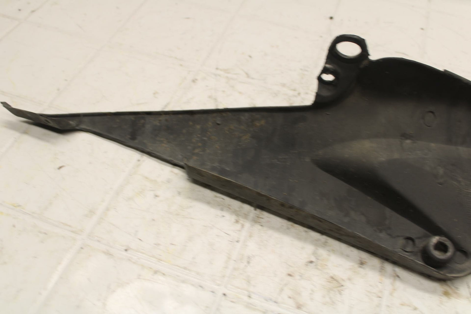 05-06 HONDA CBR600RR RIGHT FRONT SIDE SEAT SADDLE PANEL TRIM COWL FAIRING BB399