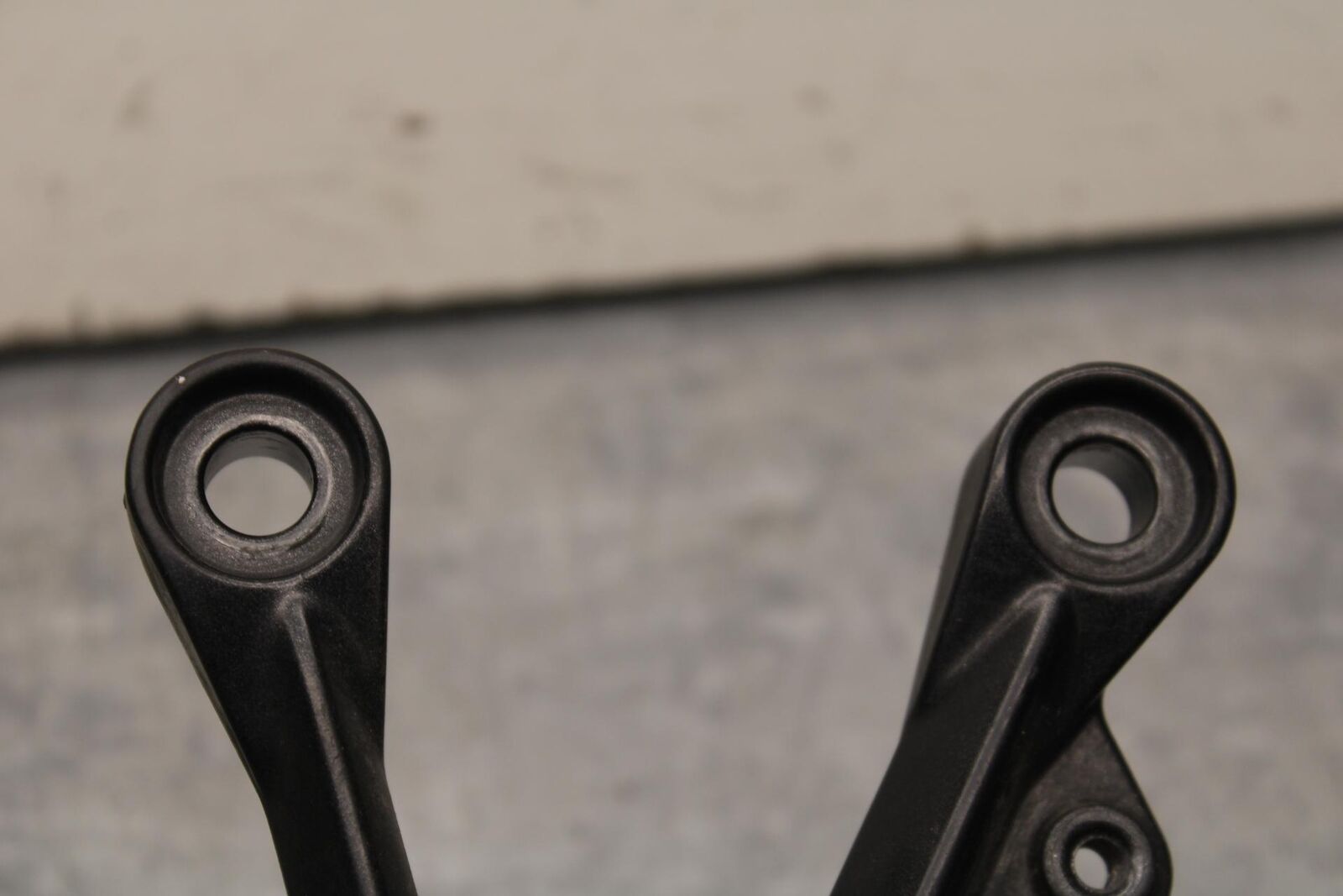 09-12 KAWASAKI NINJA ZX6R ZX600R LEFT REARSET DRIVER FOOT PEG REST STOP BB617