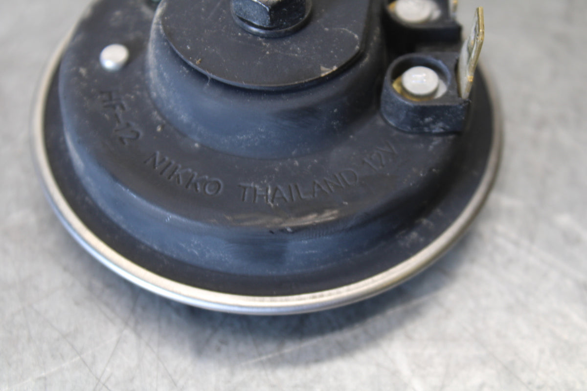 18-23 KAWASAKI NINJA 400 HORN SIGNAL  BB679