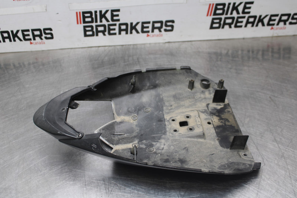 08 KAWASAKI NINJA ZX10R REAR BACK TAIL FAIRING COWL SHROUD