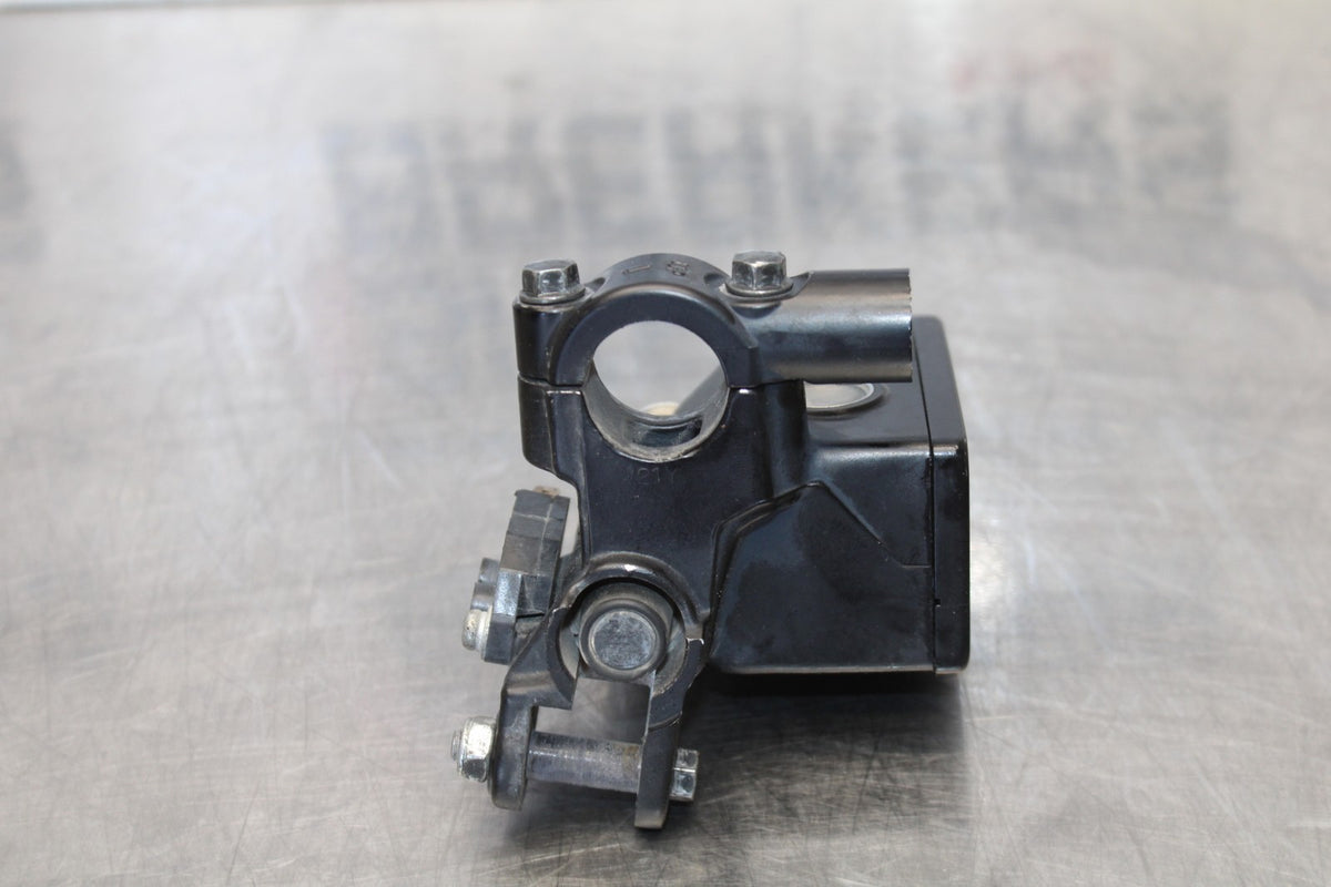 10 SUZUKI SV650 FRONT BRAKE MASTER CYLINDER BB181