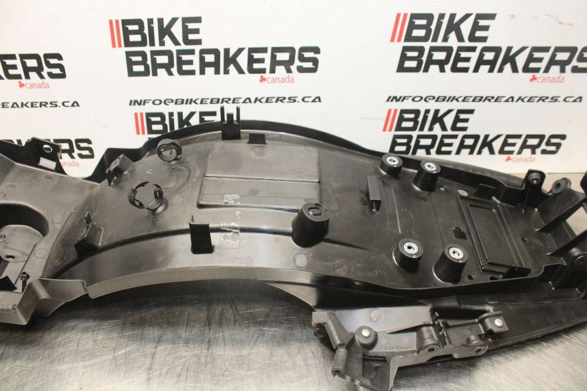 23-24 KAWASAKI NINJA ZX14R REAR BACK TAIL UNDERTAIL FAIRING COWL FENDER BB764