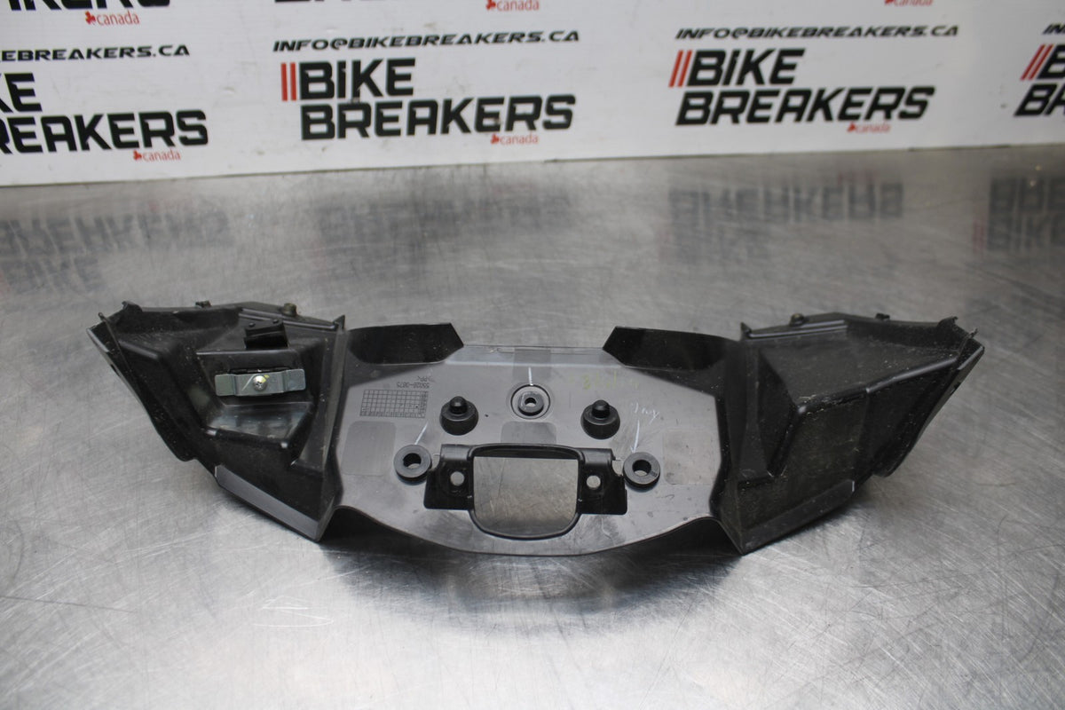 24 KAWASAKI NINJA 500 ABS FRONT CENTER COWL FAIRING BB818