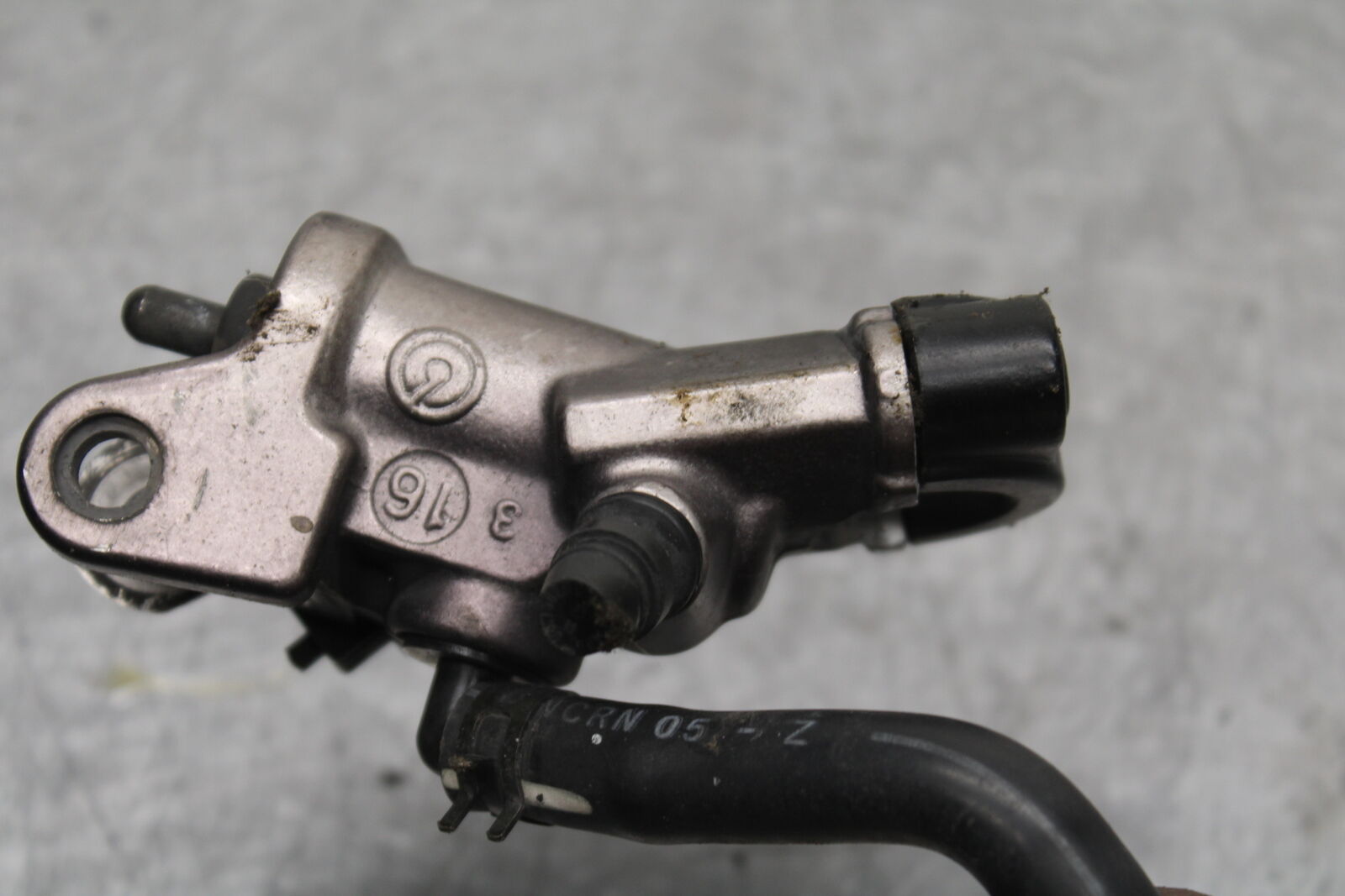 06 YAMAHA YZF R6 FRONT BRAKE MASTER CYLINDER BB716