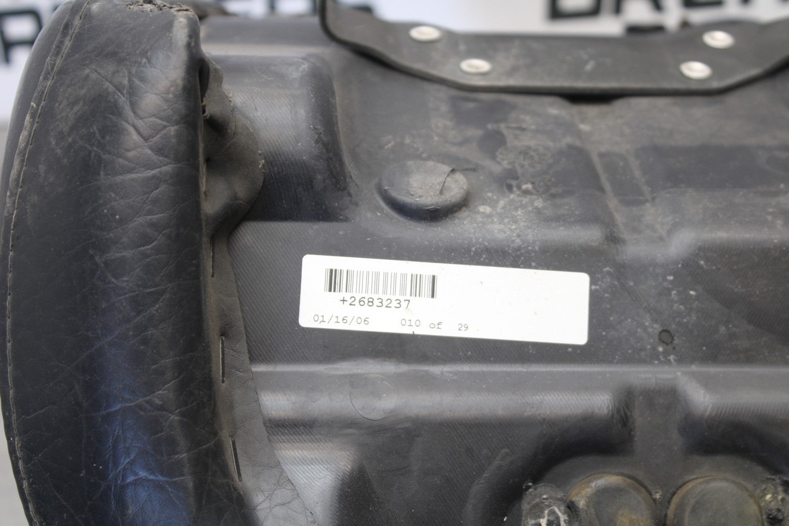 05-06 VICTORY KINGPIN DELUXE FRONT DRIVERS SEAT BB195
