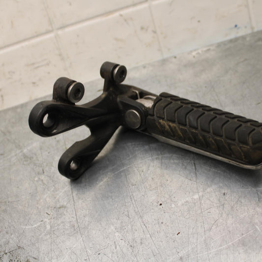 08-09 KAWASAKI NINJA ZX14R LEFT REARSET REAR SET DRIVER FOOT PEG BRACKET  BB73