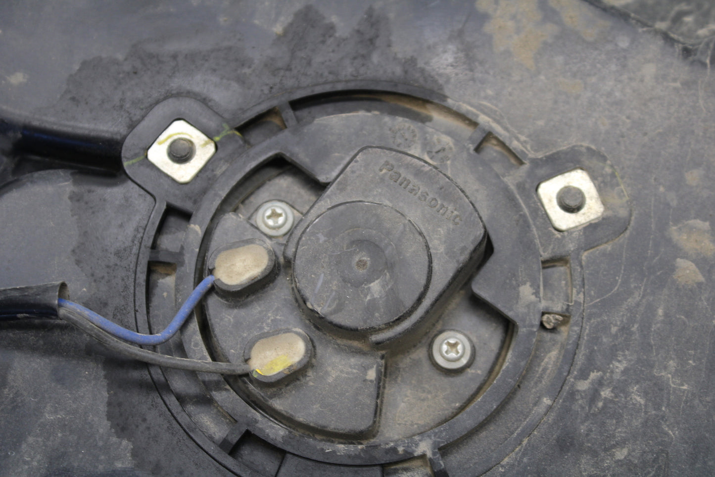 19-22 KAWASAKI Z400 ENGINE RADIATOR COOLING FAN BB708