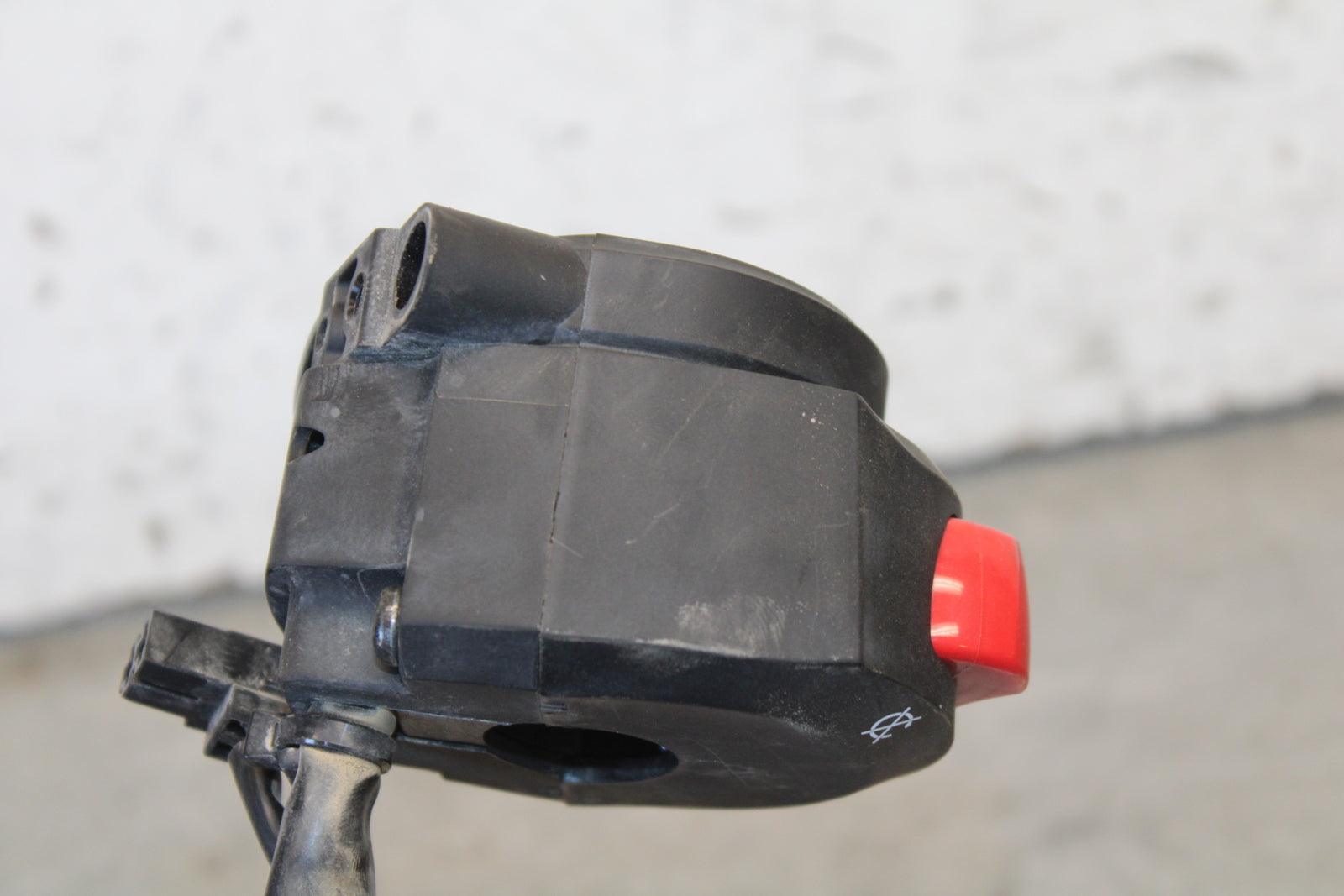 11-24 SUZUKI GSXR750 RIGHT CLIP ON HANDLE KILL OFF START SWITCH SWITCHES BB687