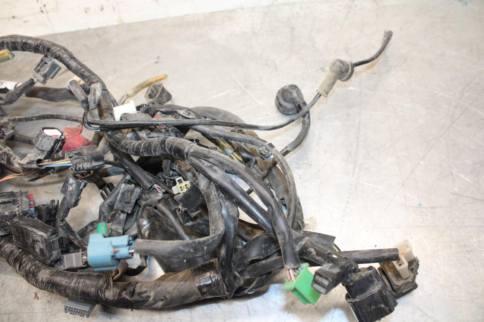 18 KAWASAKI Z 400 MAIN ENGINE WIRING HARNESS MOTOR WIRE LOOM BB469