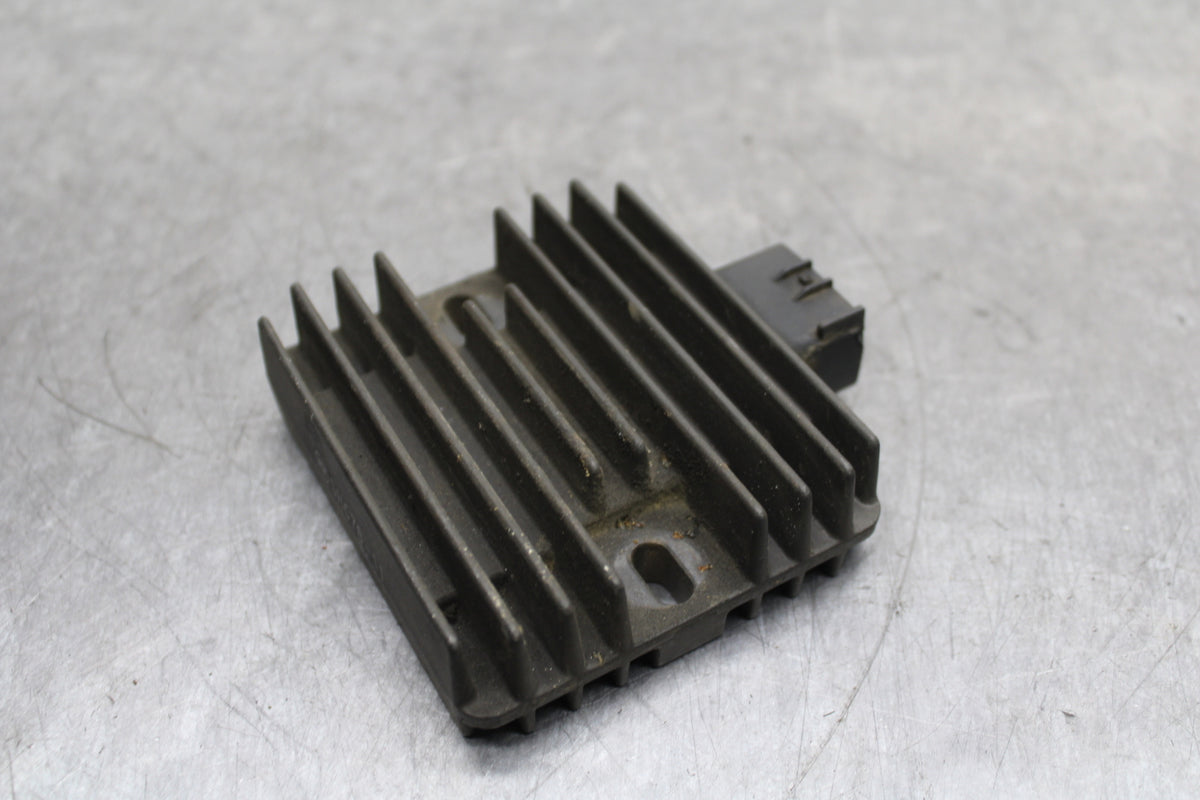06-07 YAMAHA V STAR 1100 RECTIFIER VOLTAGE REGULATOR BB124
