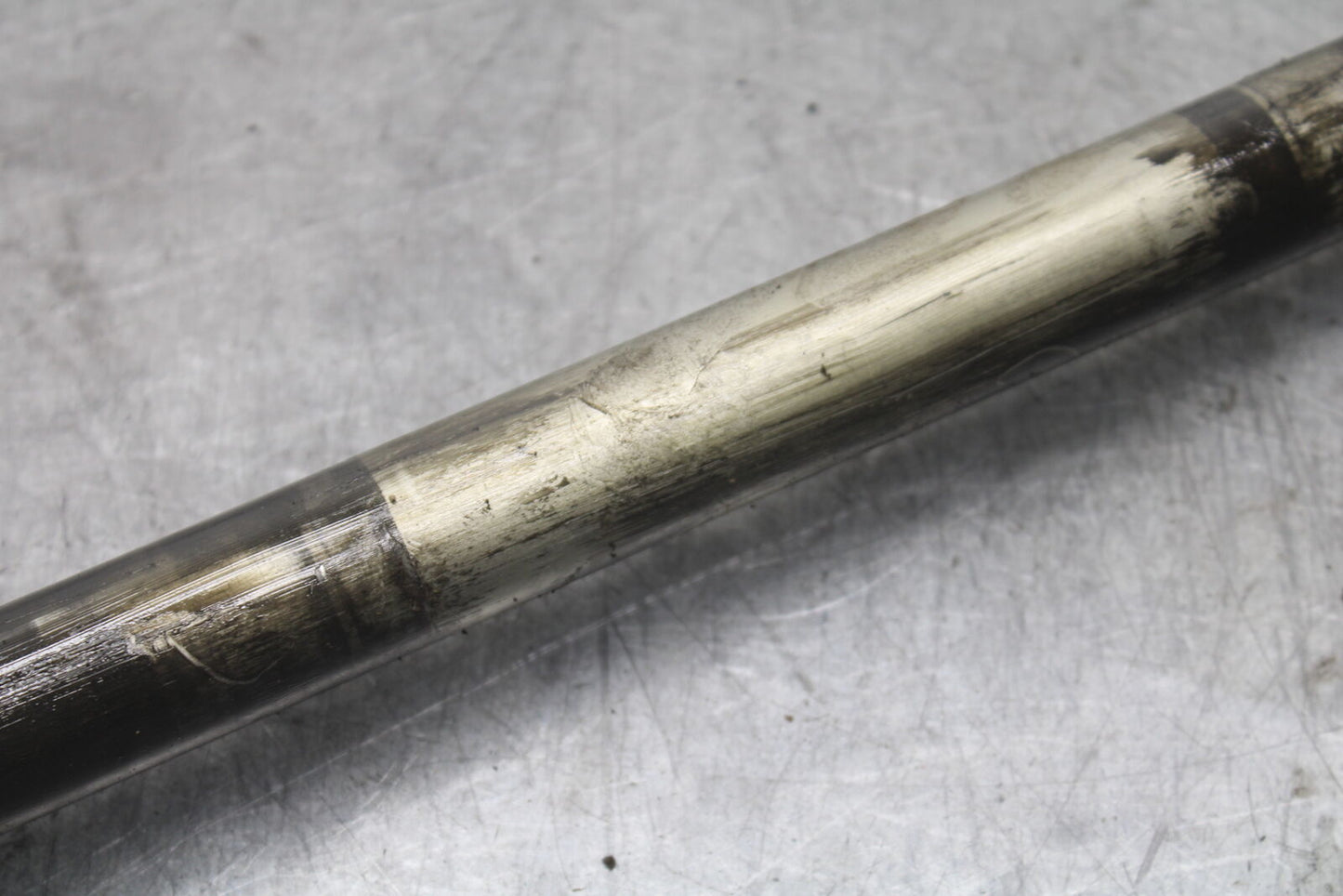 06-07 SUZUKI GSXR 600 REAR AXLE BACK WHEEL RIM PIVOT BOLT AXEL BB694