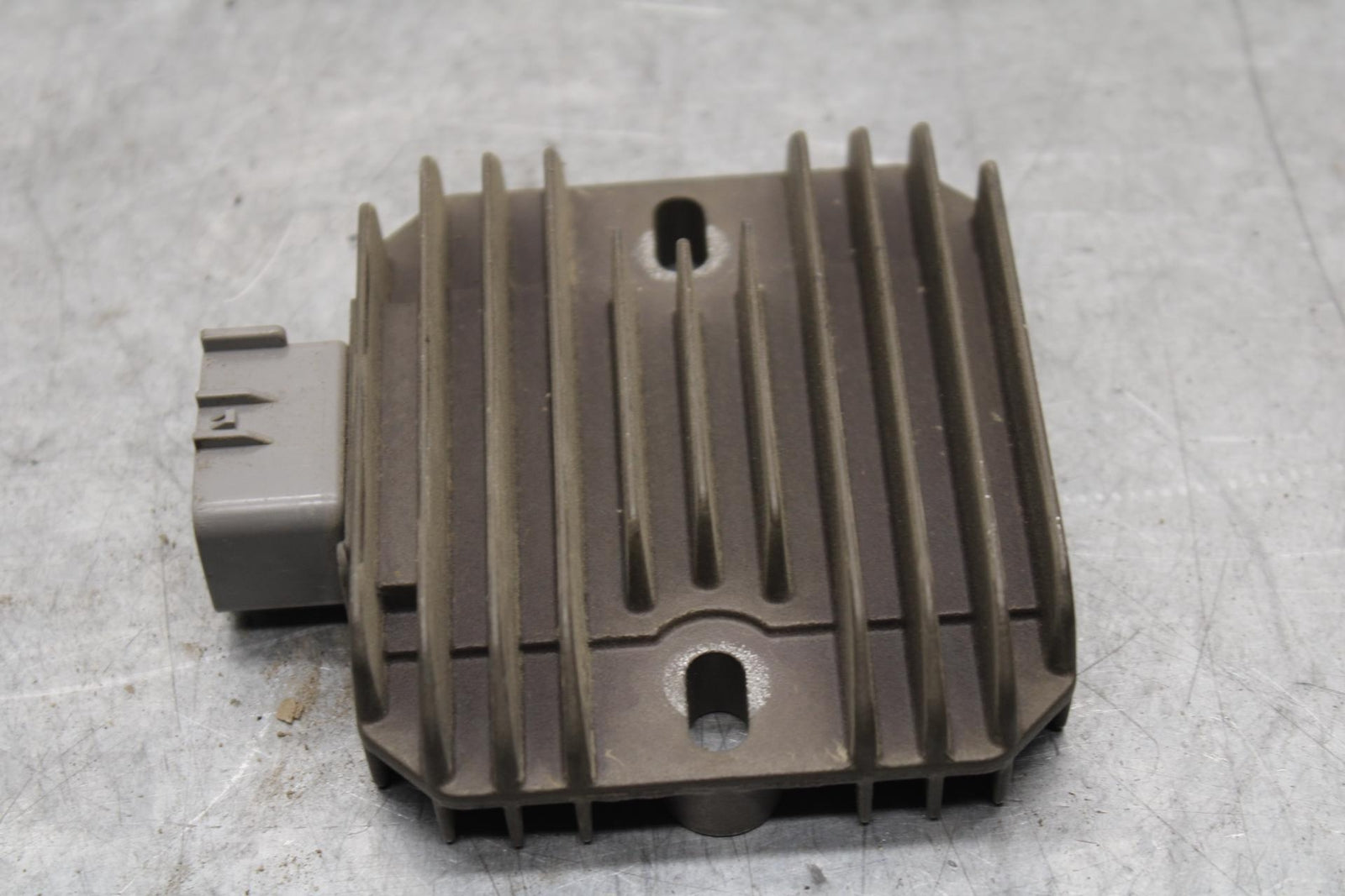 2015 Kawasaki Ninja 300 EX300 RECTIFIER VOLTAGE REGULATOR BB61