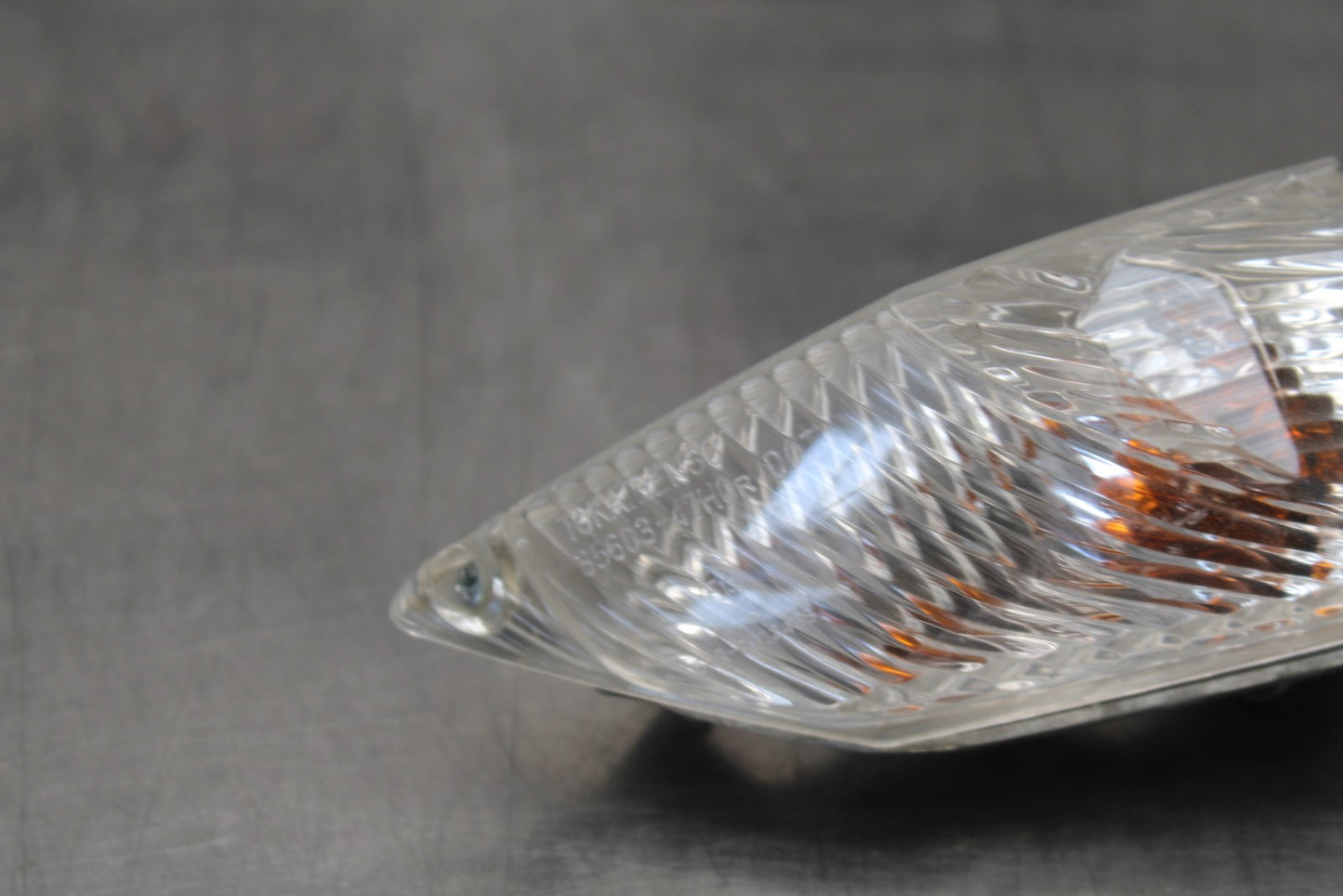 11-22 SUZUKI GSXR 600  RIGHT REAR BACK TURN SIGNAL LIGHT INDICATOR BB193