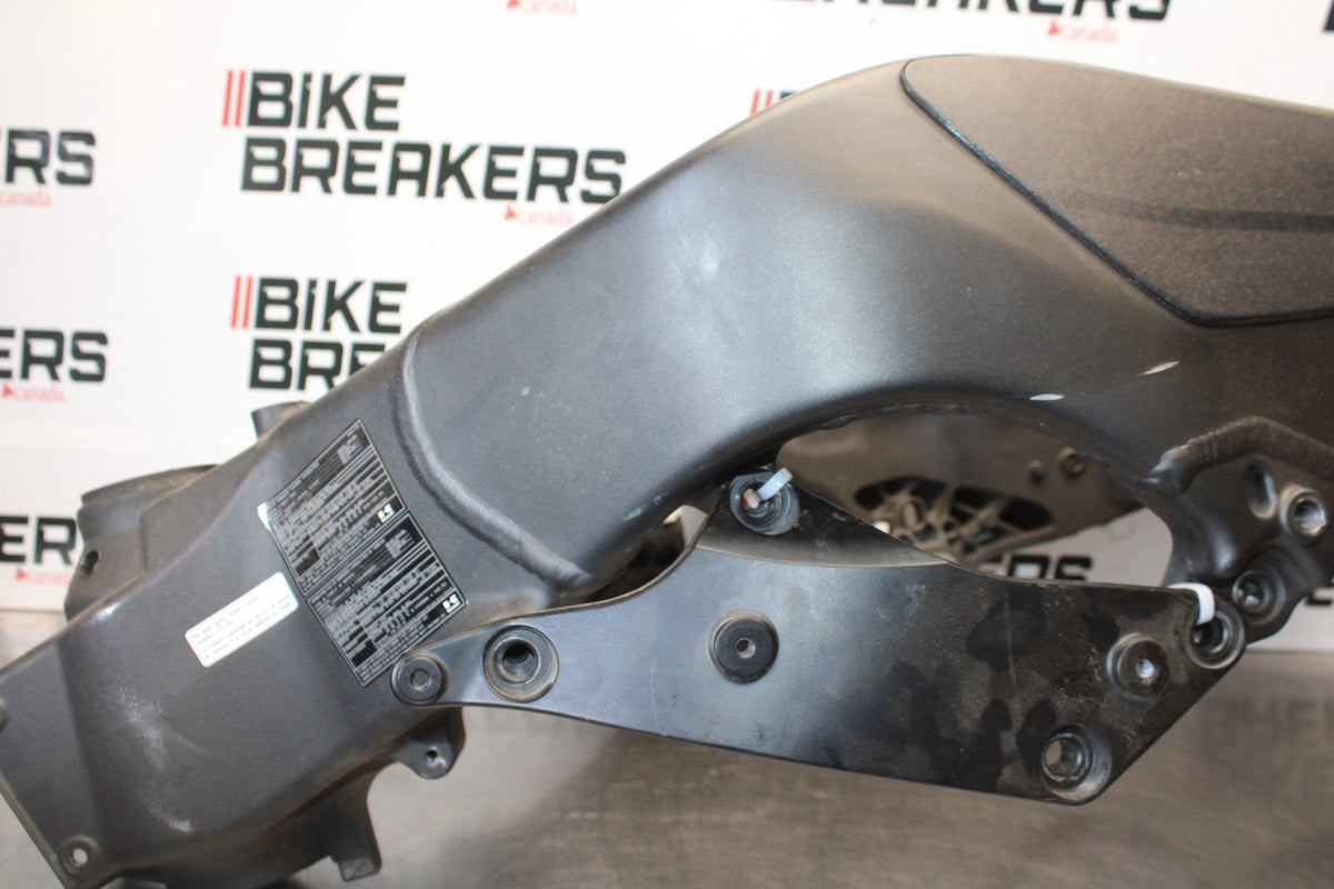08 KAWASAKI NINJA ZX10R FRAME CHASSIS BB902