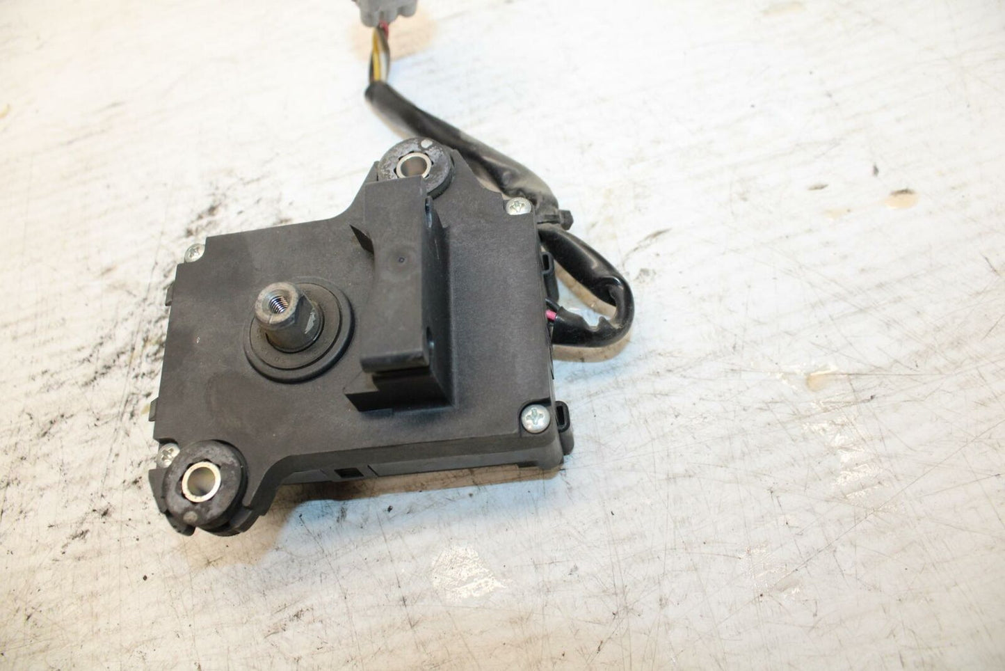 11-17 SUZUKI GSXR750 EXHAUST VALVE SERVO MOTOR 33970-47H01 BB306
