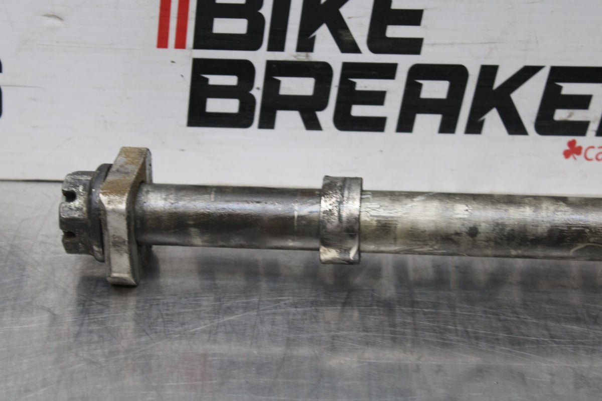 06-07 SUZUKI GSXR600 REAR AXLE BACK WHEEL RIM PIVOT BOLT AXEL BB836