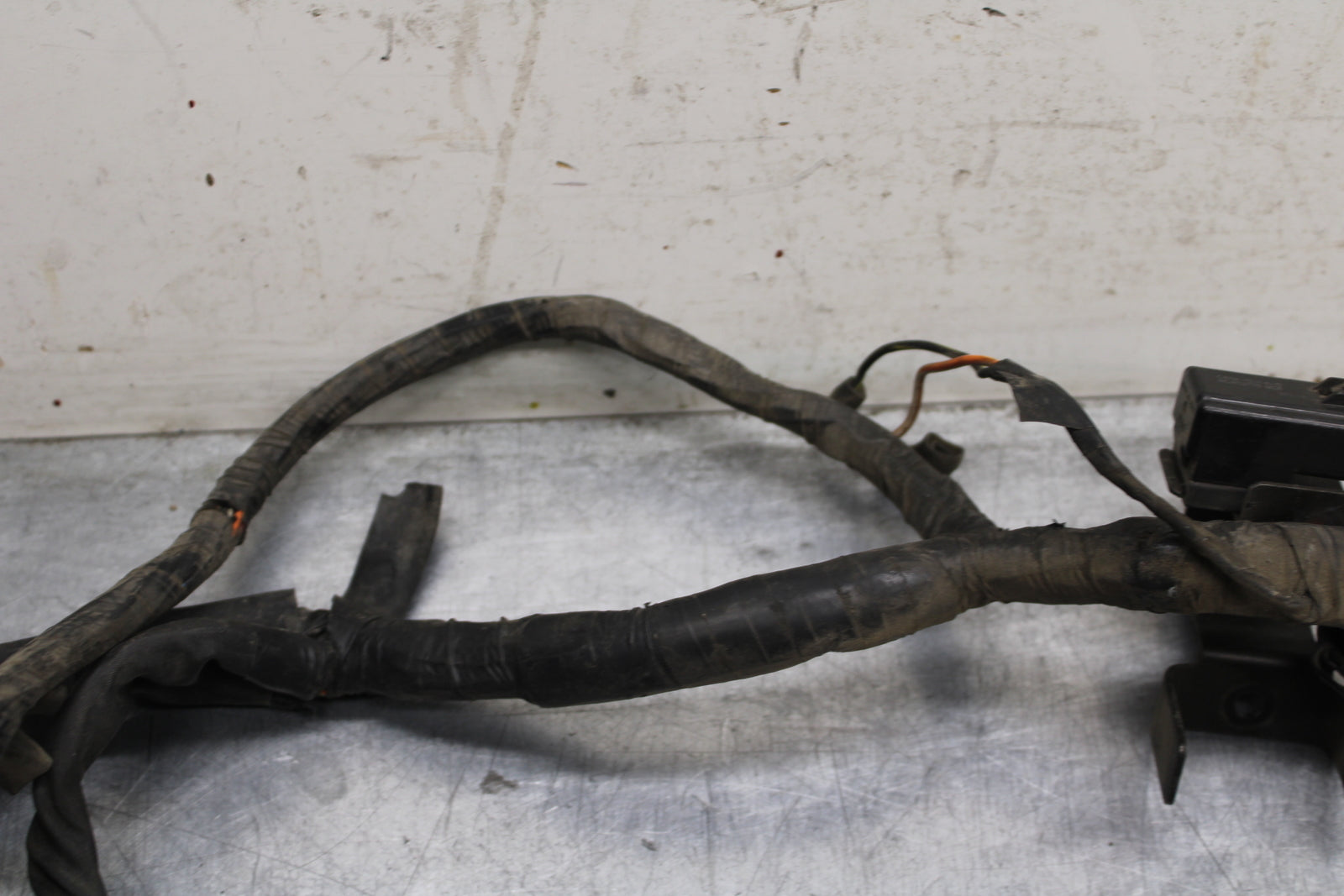 00 SUZUKI INTRUDER 1500 VL1500 MAIN ENGINE WIRING HARNESS WIRE LOOM BB761