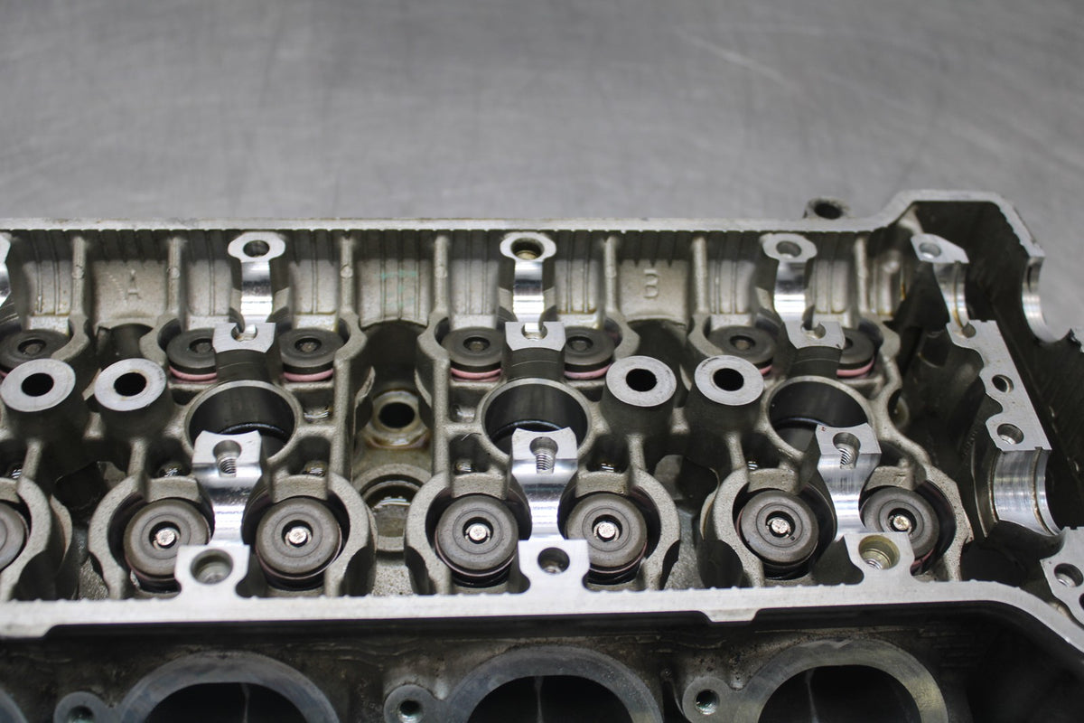 06-07 SUZUKI GSXR750 ENGINE TOP END CYLINDER HEAD BB847