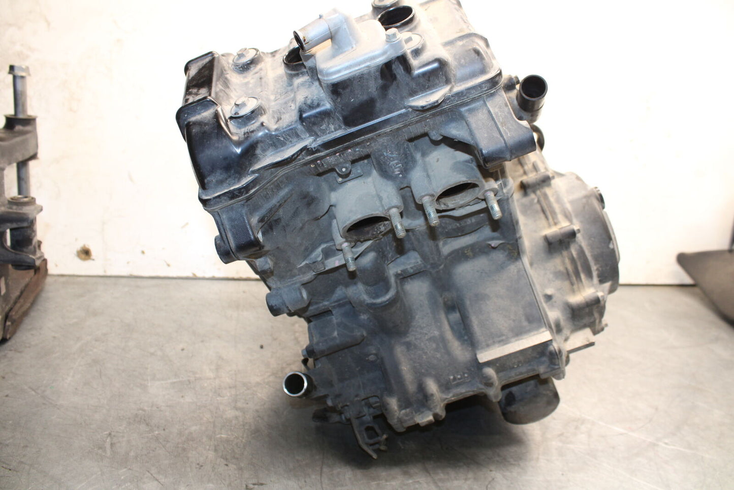 19-22 KAWASAKI Z400 ENGINE MOTOR BB708