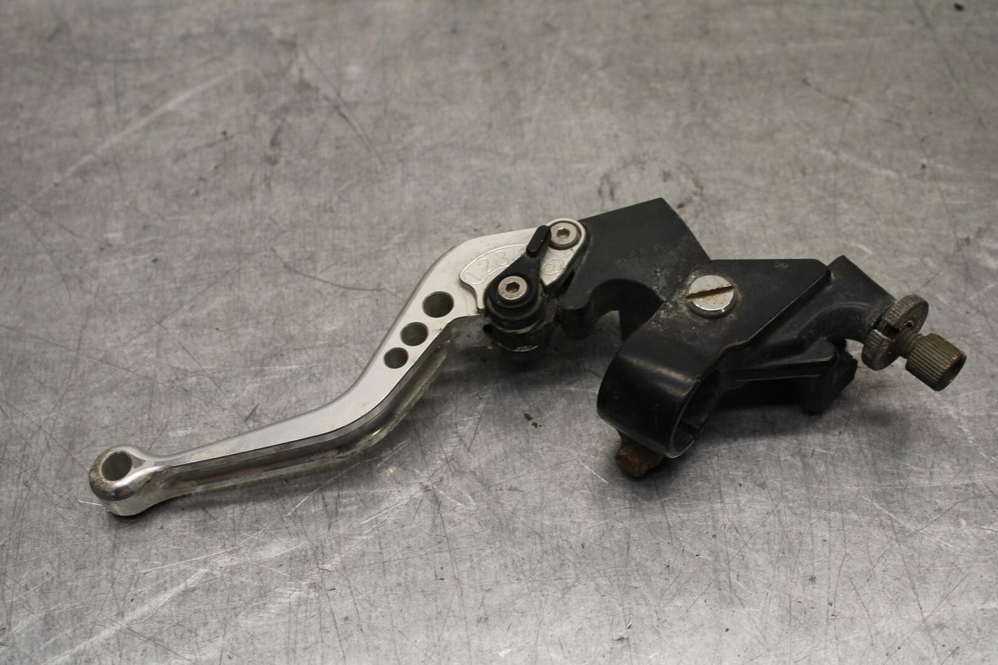 03-04 HONDA CBR600RR CLUTCH PERCH MOUNT WITH LEVER  BB637