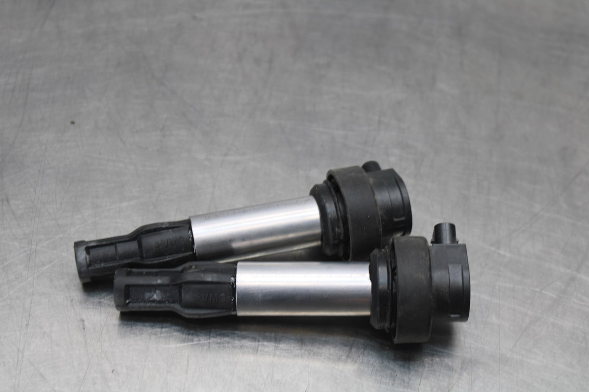 20-23 BMW F900R IGNITION COILS COIL SPARK PLUG CAPS BB923