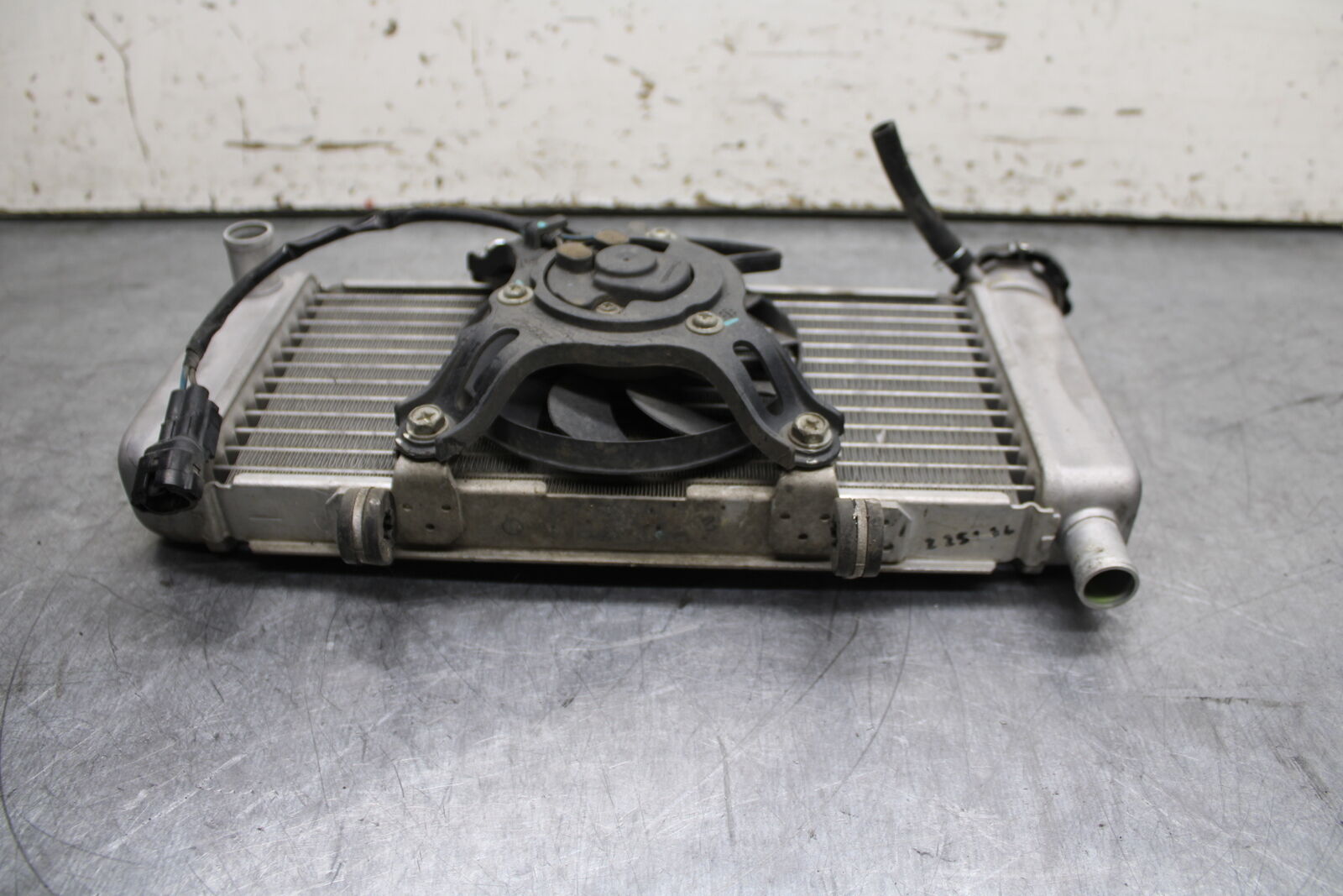 15-16 HONDA CB300F ENGINE RADIATOR MOTOR COOLER COOLING RADIATER BB740