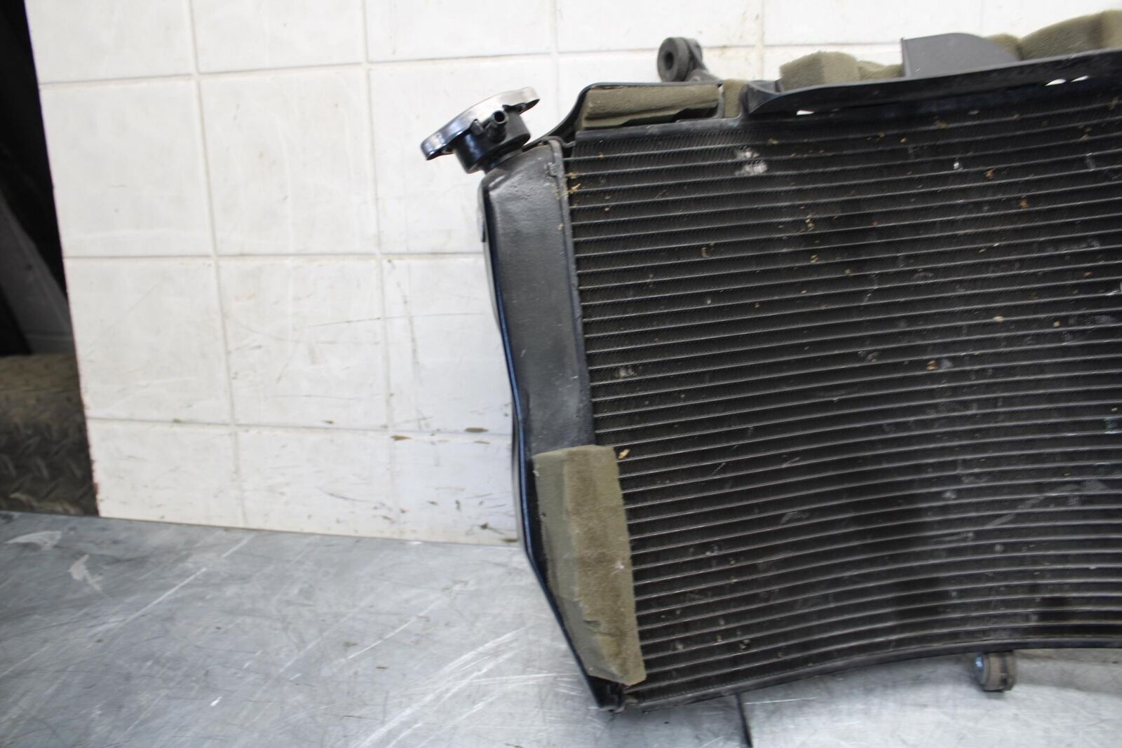 2008 Yamaha YZF R6 ENGINE RADIATOR MOTOR COOLER COOLING RADIATER BB521