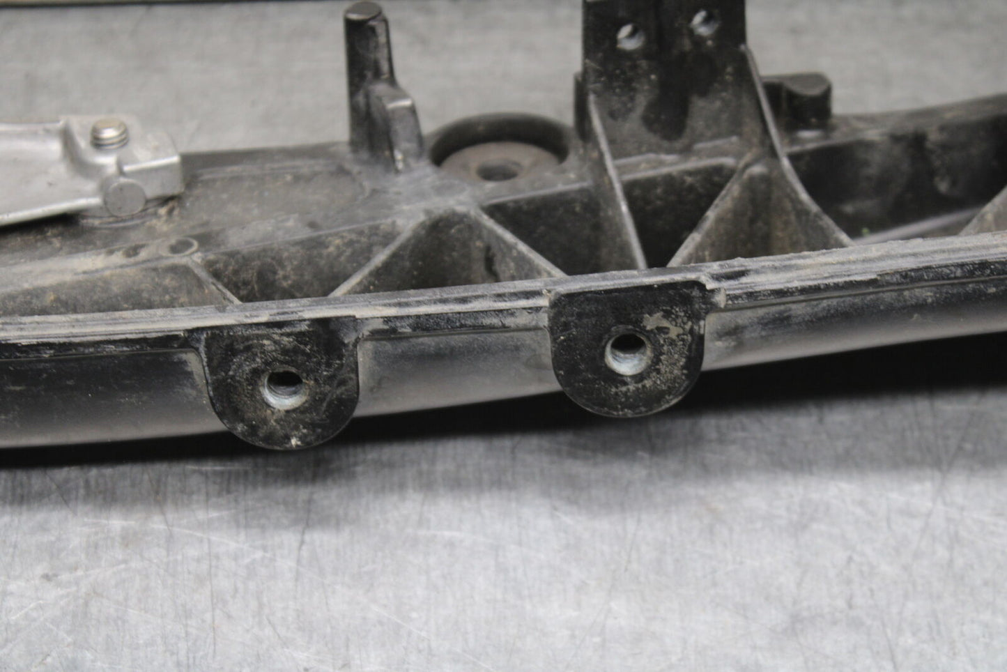 06-07 SUZUKI GSXR750 REAR SUBFRAME SUB FRAME 41211-01H00-YAP 41231-41G10 BB670