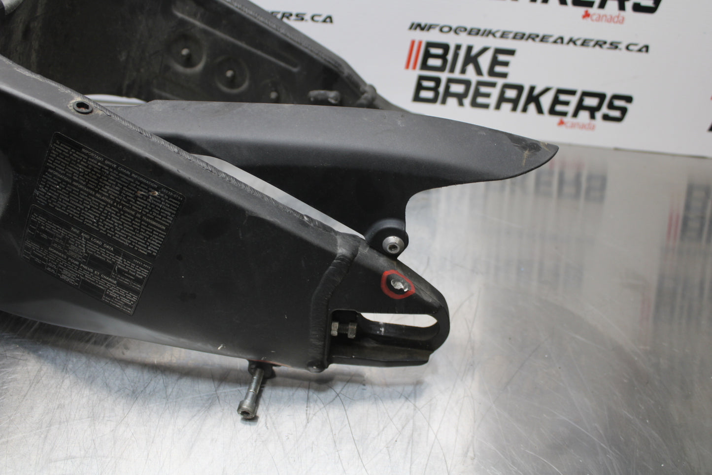 13-18 KAWASAKI NINJA ZX6R REAR SWINGARM BACK SUSPENSION SWING ARM BB143