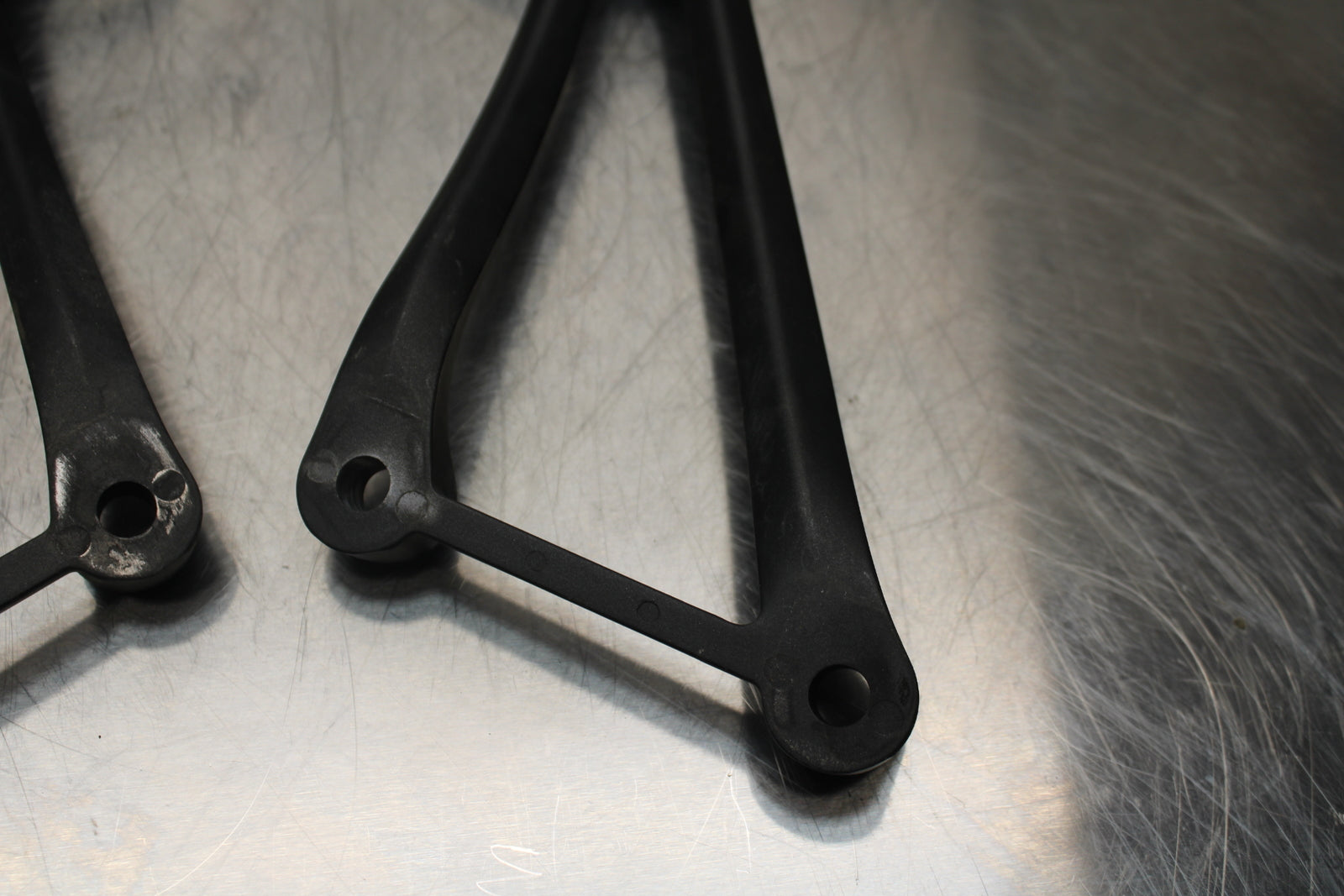 13-17 KAWASAKI NINJA ZX6R ZX636 ABS REAR BACK PASSENGER PEG SET PAIR BB143