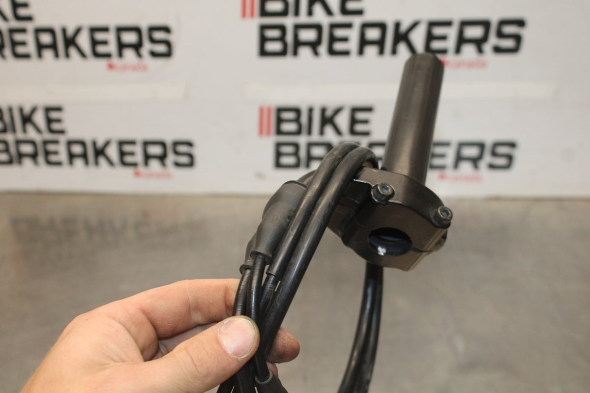 03 YAMAHA YZF R1 THROTTLE CABLES LINES BB895