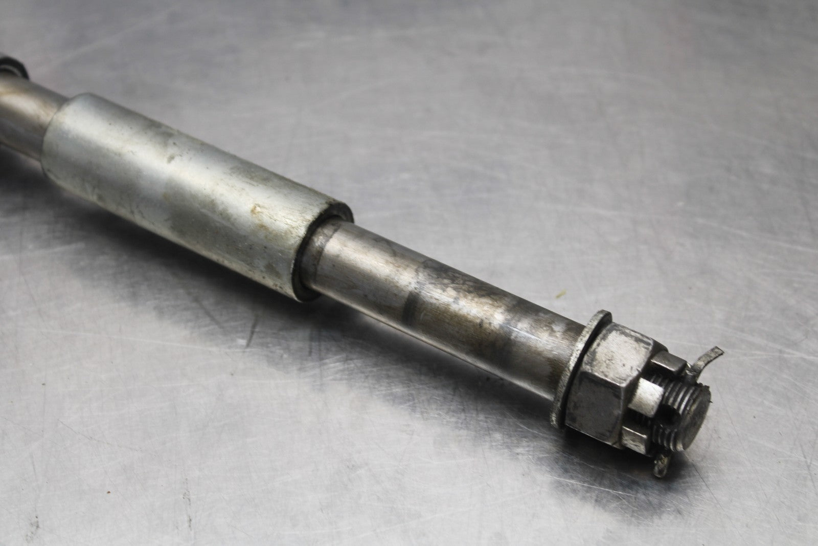 03-08 KAWASAKI VULCAN 1600 REAR AXLE BACK WHEEL RIM PIVOT BOLT AXEL BB196