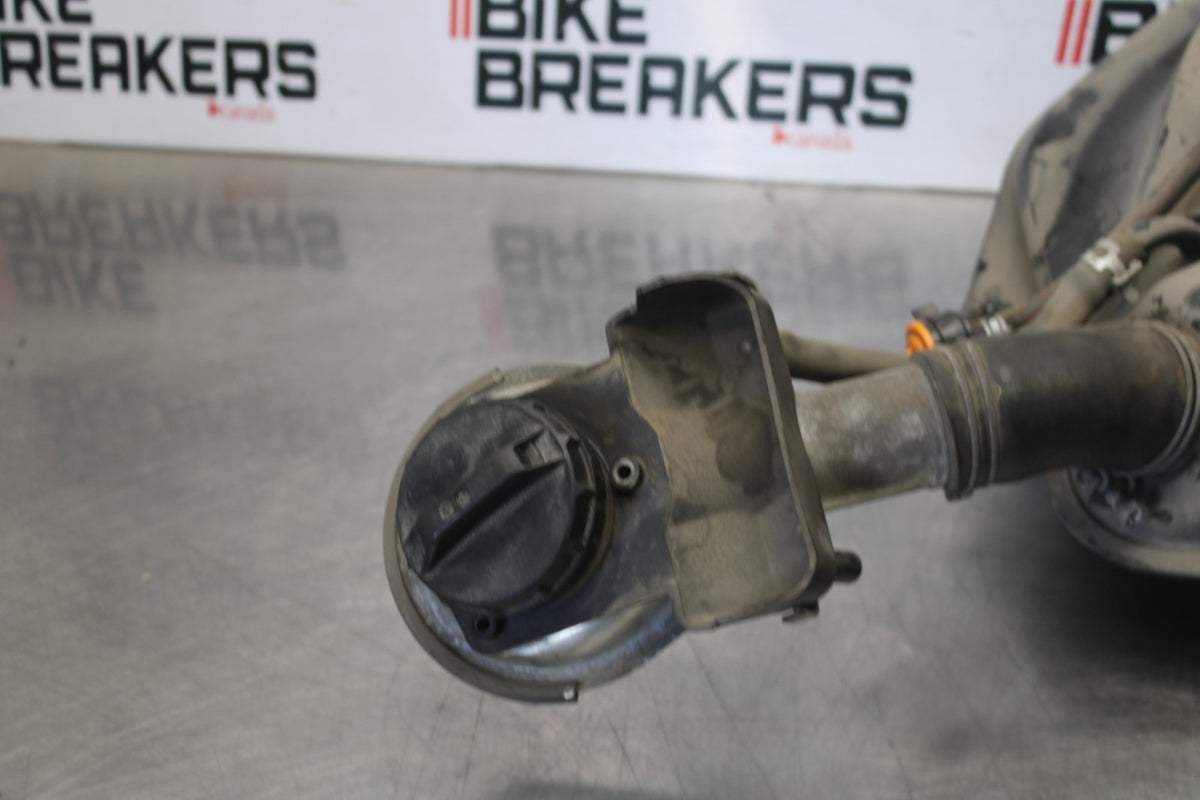 05-09 SUZUKI BOULEVARD C90 GAS TANK FUEL PETROL RESERVOIR BB918
