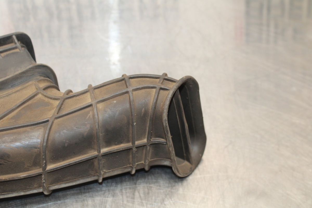 04-05 KAWASAKI NINJA ZX10R RIGHT LEFT AIR INTAKE DUCTS BB163