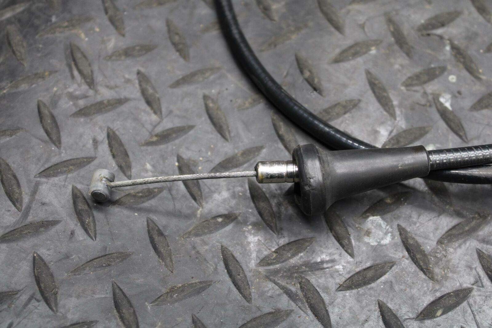 78 SUZUKI GS550E CLUTCH CABLE LINE BB212