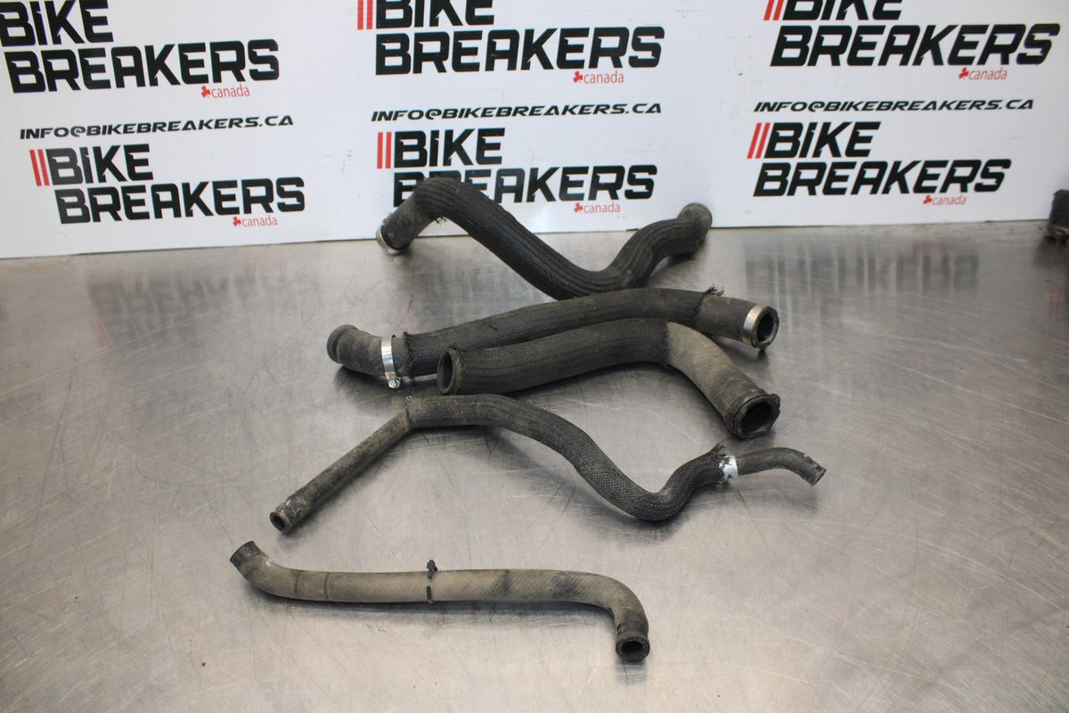 06-07 SUZUKI GSXR 600 RADIATOR HOSES ENGINE COOLANT WATER PIPES HOSE BB178