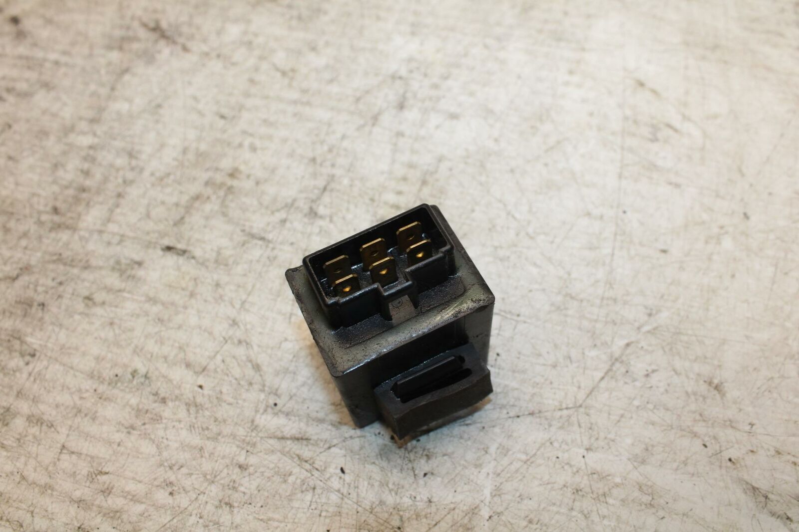 06-07 SUZUKI BOULEVARD S40 TURN SIGNAL BLINKER RELAY FLASHER SWITCH BB375