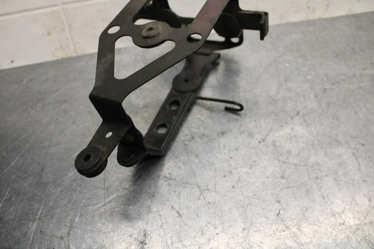 2001 Honda ST1100 BATTERY BOX  CLAMP STRAP BB77